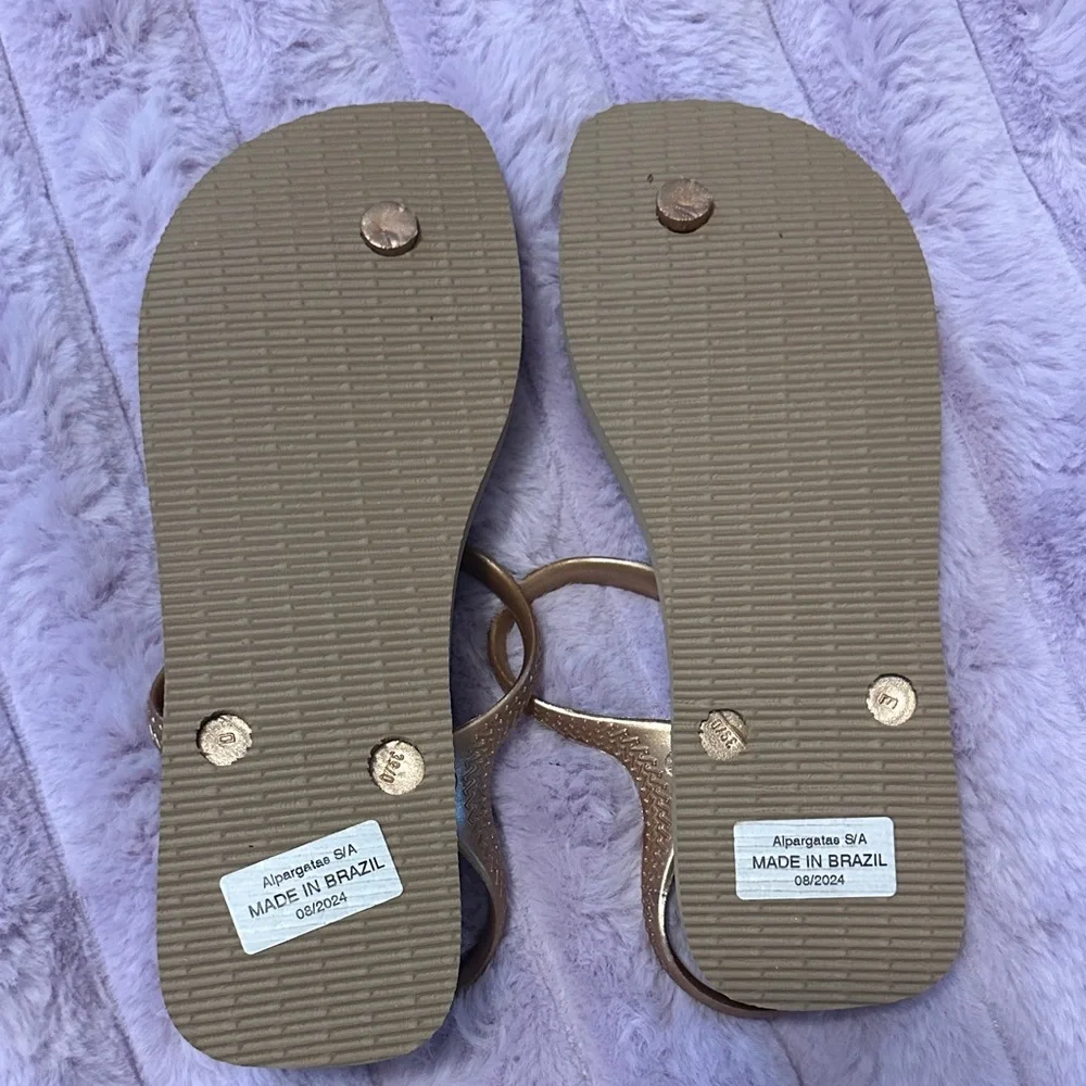 Havaianas Women's Gold Sandals - Picture 4 of 7